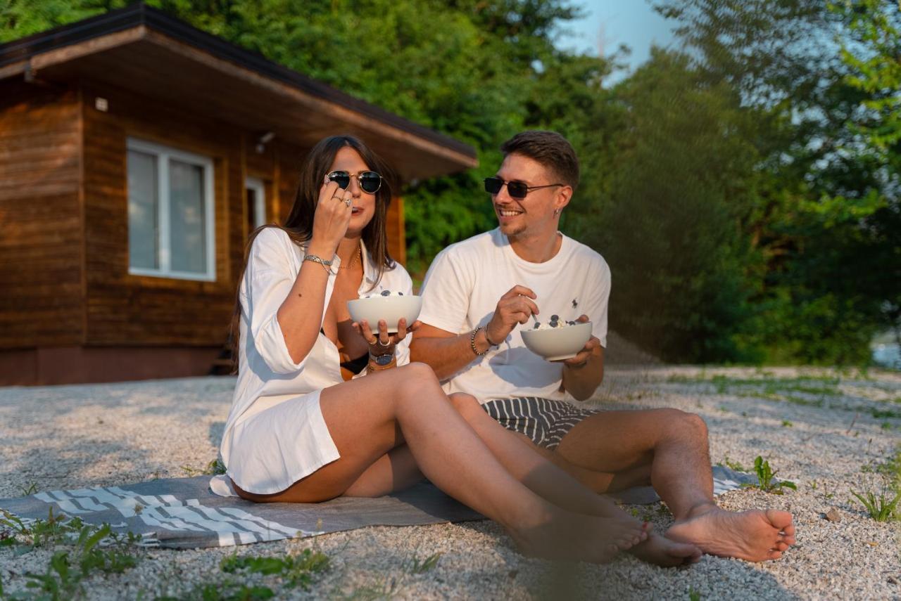 Chalet Alessandrini - Private Lakeside Beach تينّا المظهر الخارجي الصورة